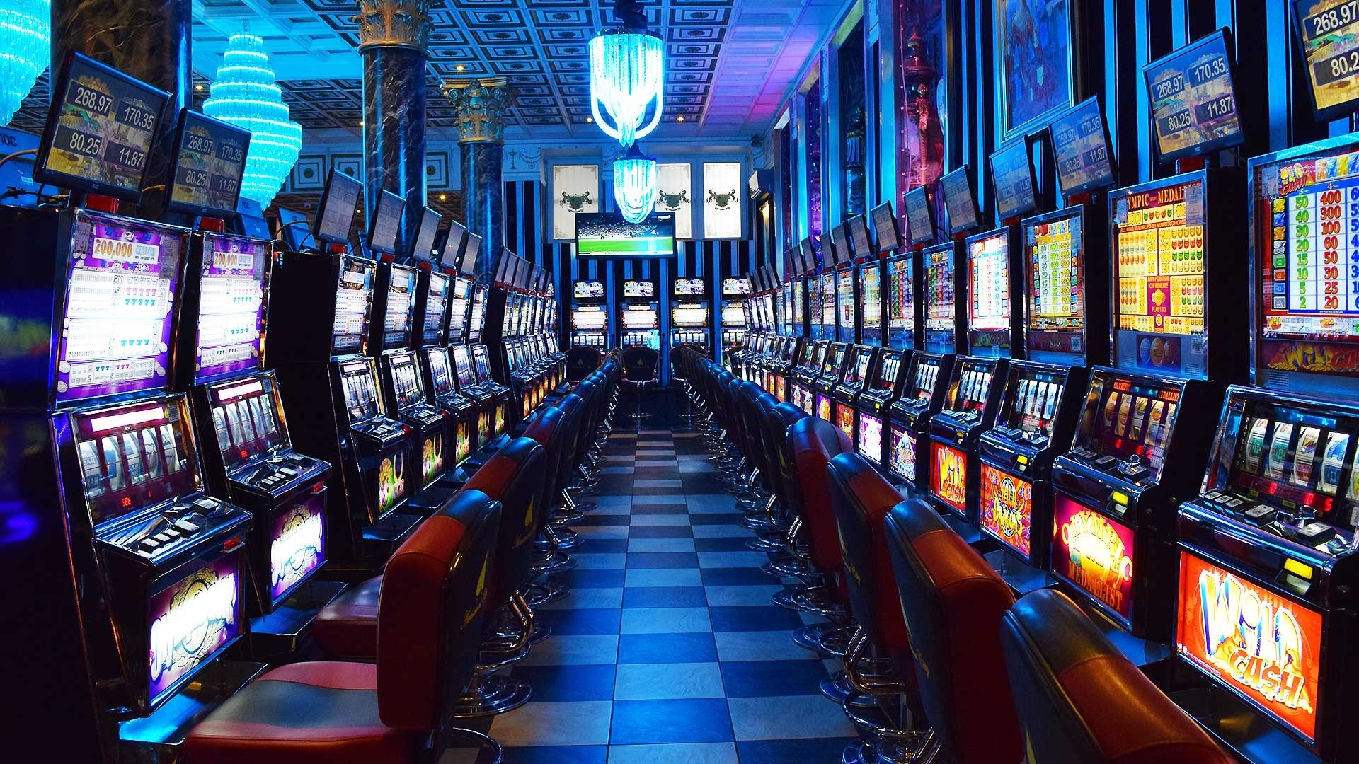 Slot Makinelerinin Algoritmaları: Strateji ve Anlayış