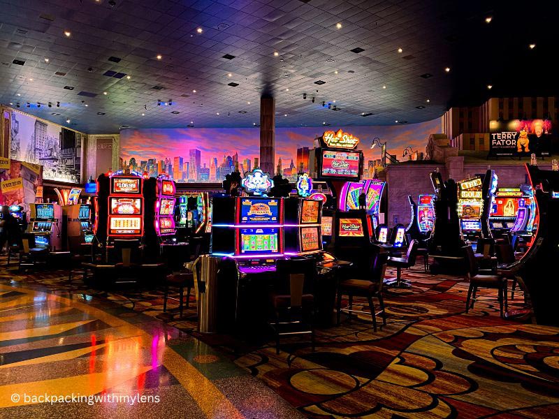 Slot Makinelerinin Algoritmaları: Strateji ve Anlayış